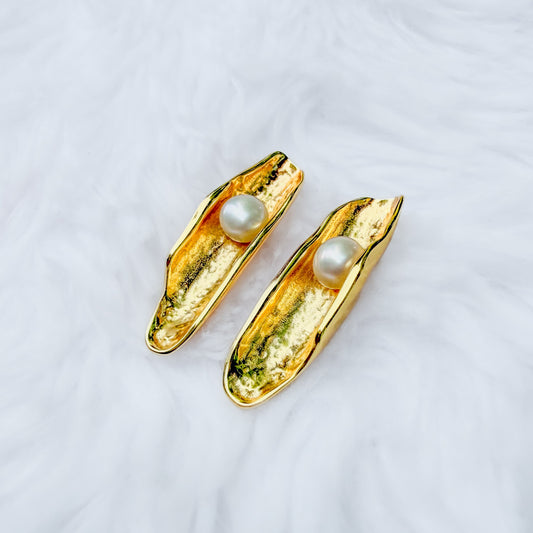 Treasured Pearl Earrings