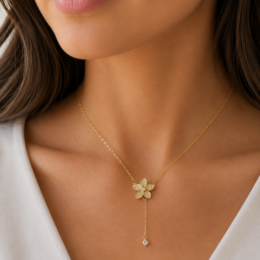 The Little Luxe - Flower Necklace