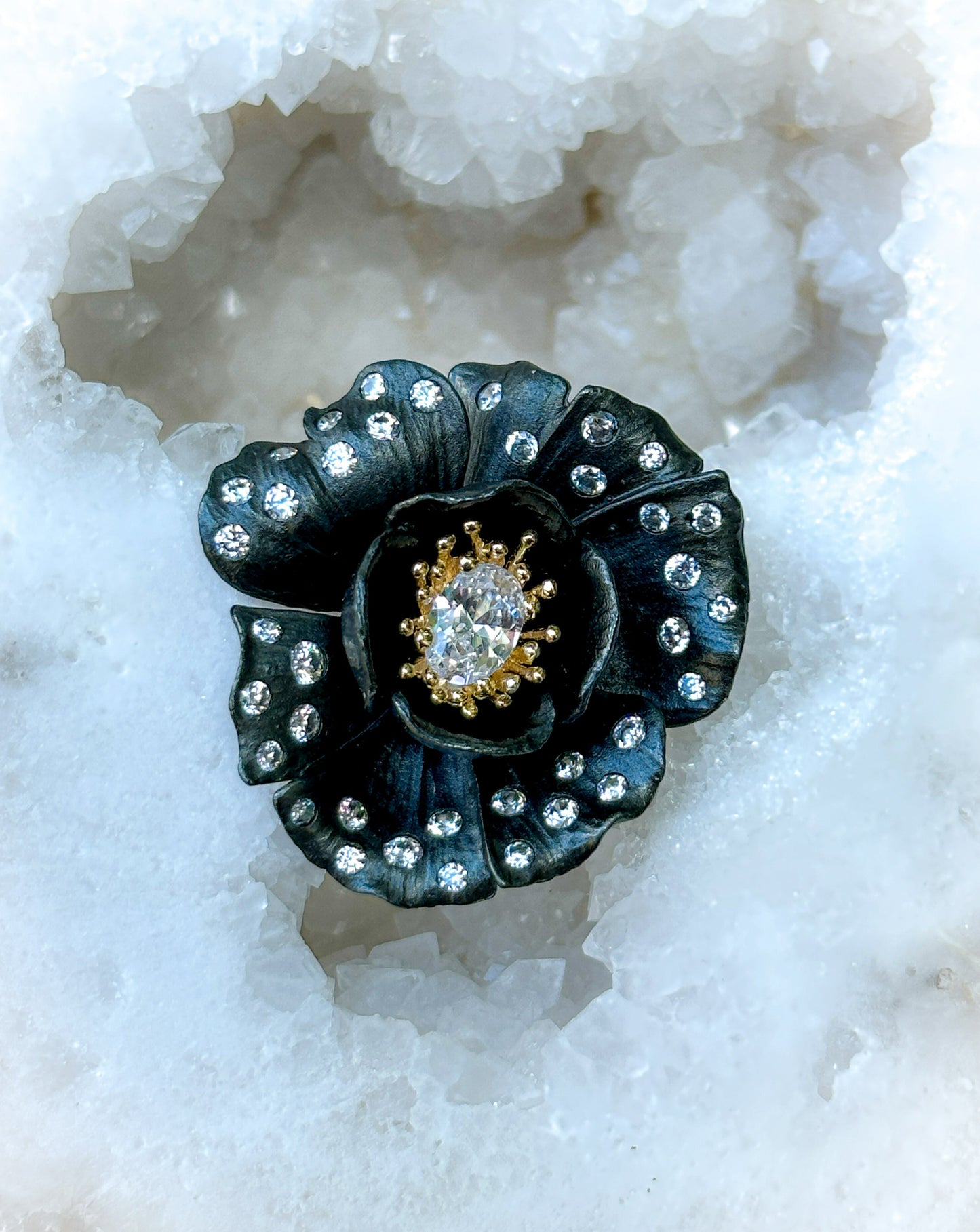 Black Flower Ring