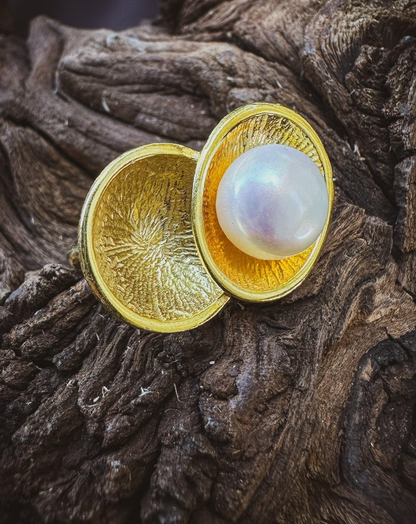 Gold Pearl Duo Ring