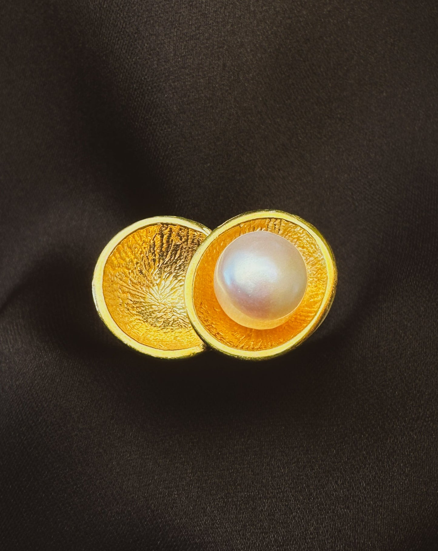 Gold Pearl Duo Ring
