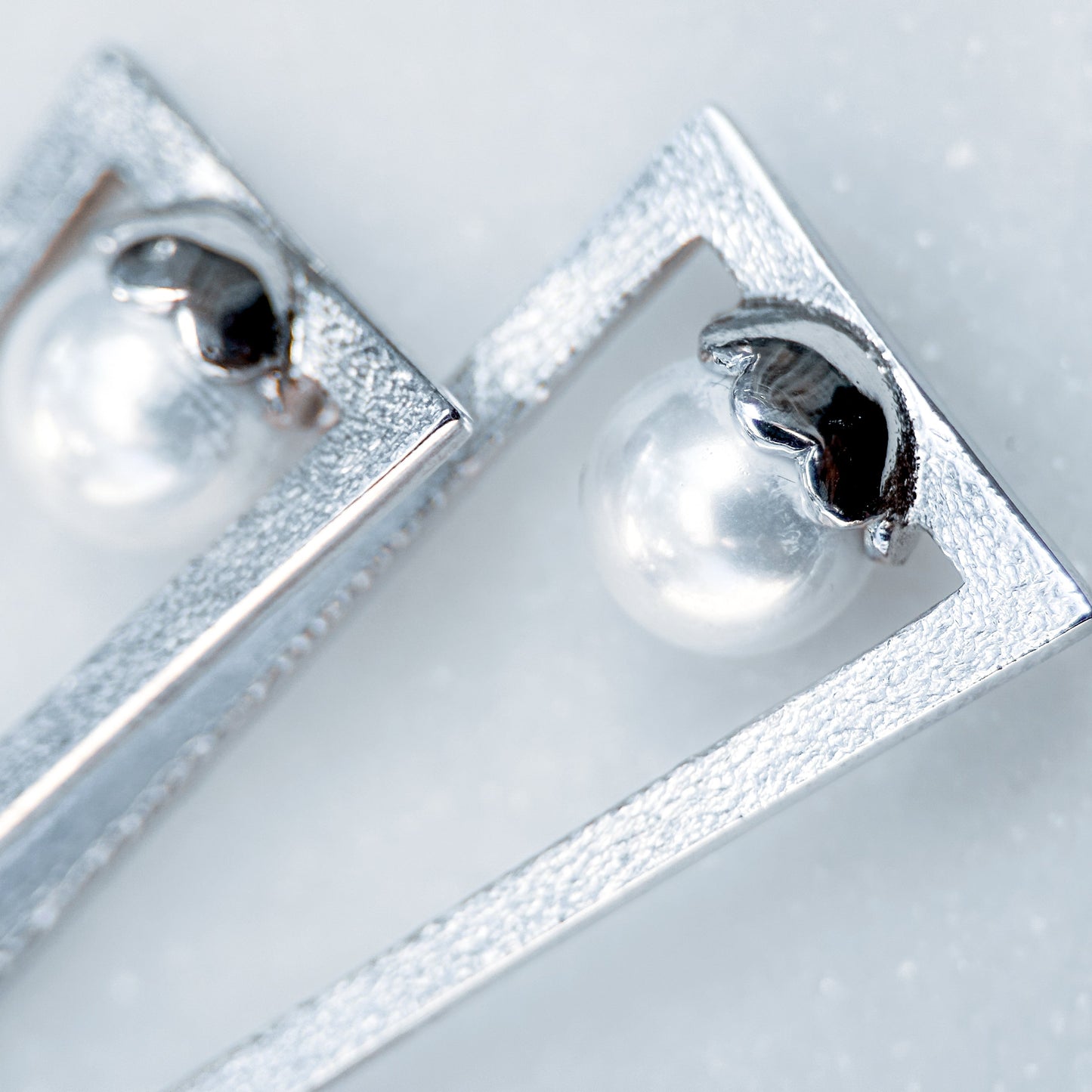 Pearl Angle Earring