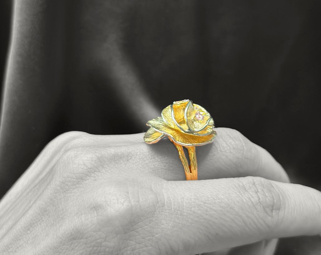 Swirling Gold Ring