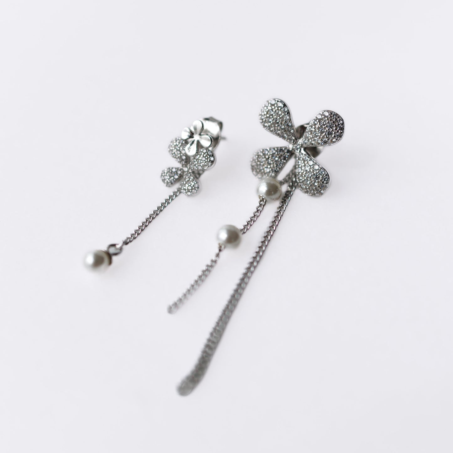 Pearl Drop Flower Earrings
