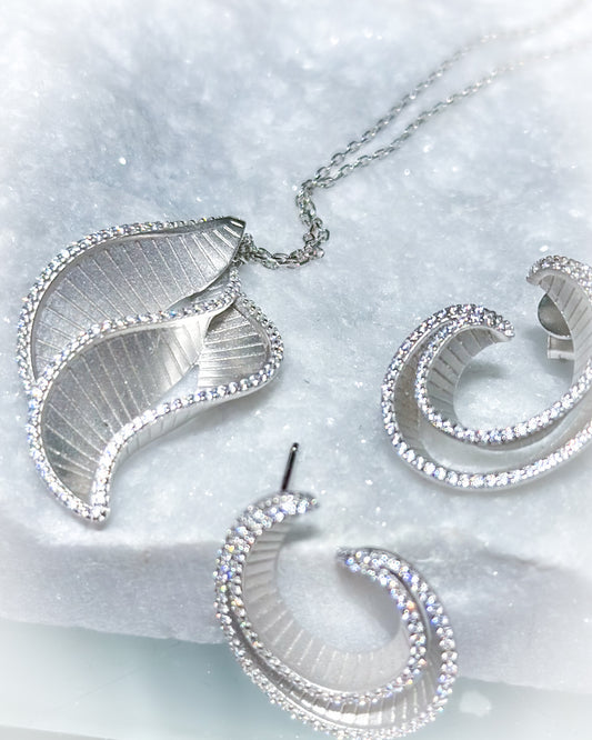 Aurora Wave Necklace