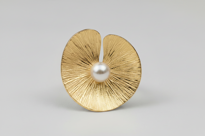Pearl Lily Pad Ring