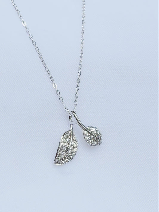 The Little Luxe - Leaves Necklace