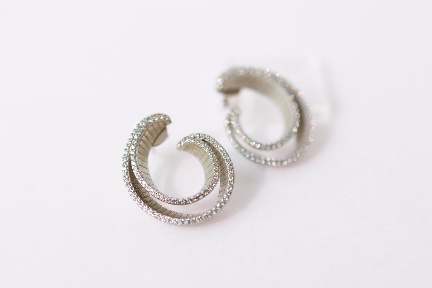 Aurora Wave Necklace