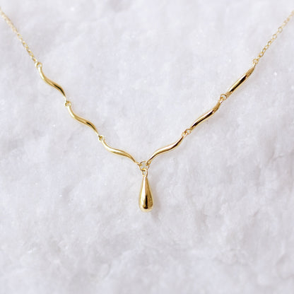 Gilded Waves Necklace