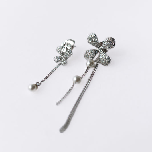 Pearl Drop Flower Earrings